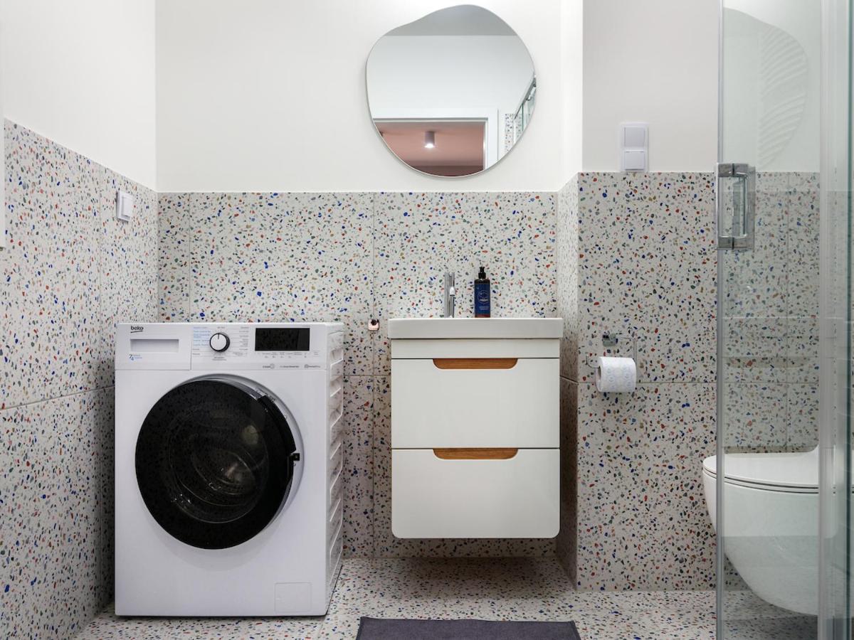 Tyzenhauz Apartments Vistula With Parking 크라쿠프 외부 사진